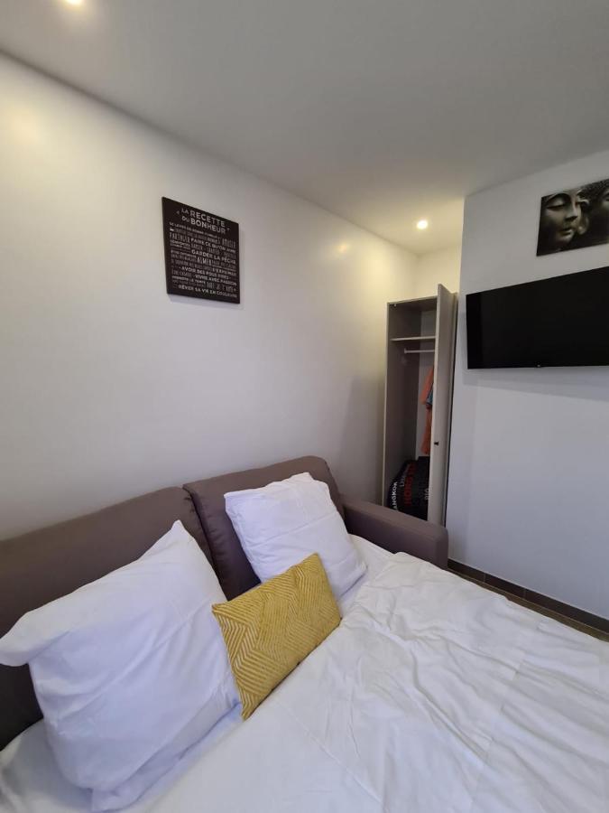 Entierement Equipe Avec Veranda Commune Appartement *